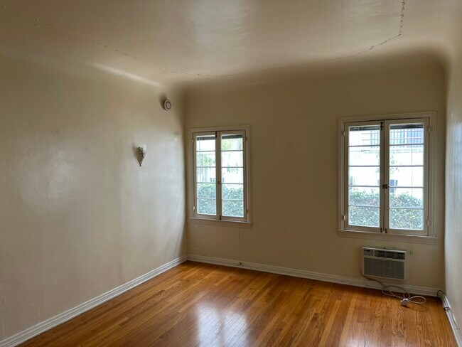 Bedroom - 1222 S Sherbourne Dr