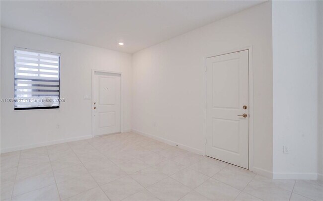 Building Photo - 13053 SW 233rd Terrace