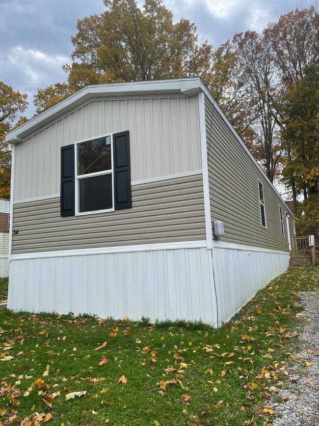 Building Photo - 34 Rena Dr