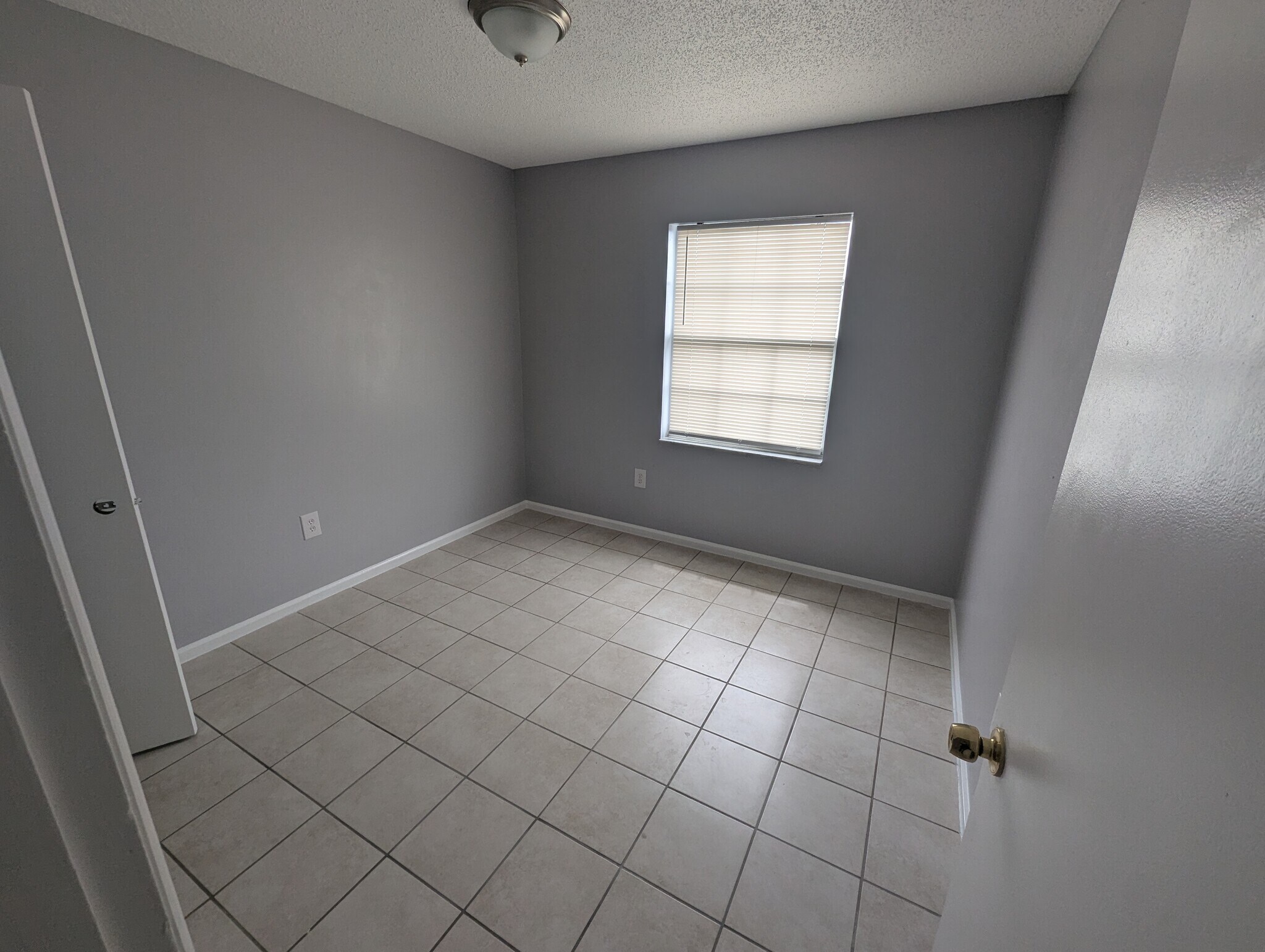 Bedroom 1 - 1920 E Edgewood Dr