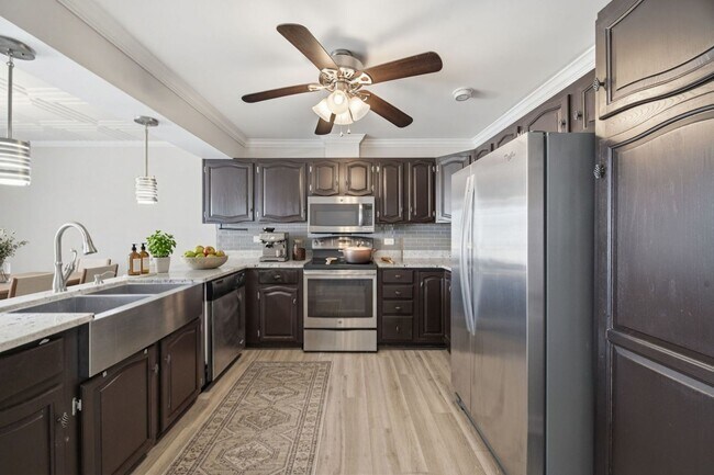 Building Photo - 15700 86th Ave