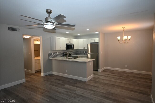 Building Photo - 2968 Juniper Hills Blvd