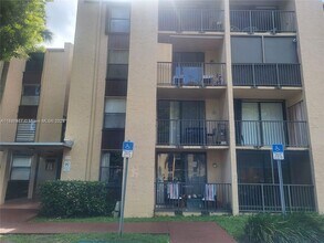 Building Photo - 14301 N Kendall Dr