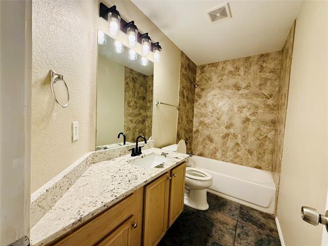 Building Photo - 707 S Highland Dr