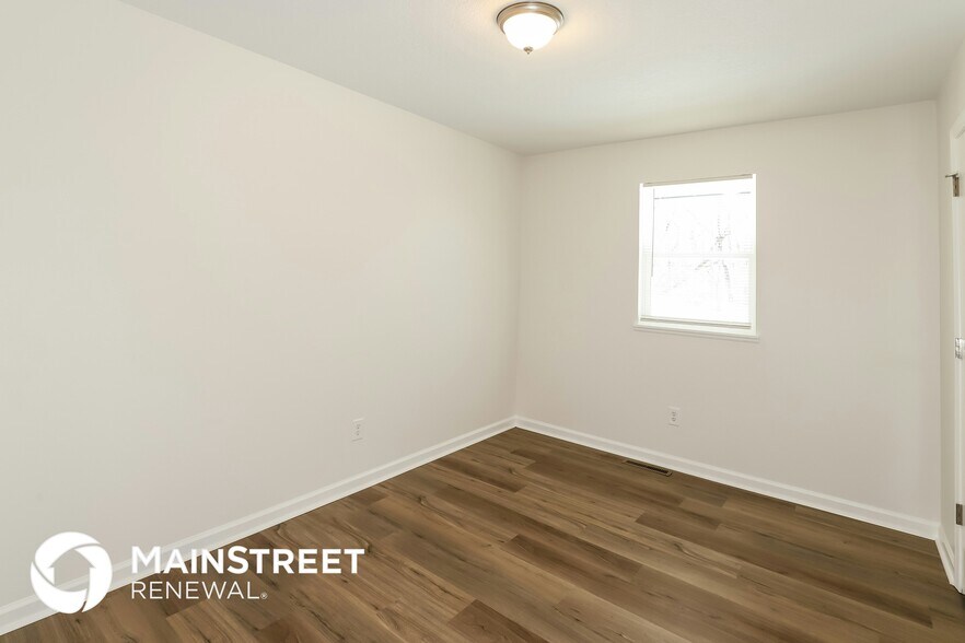 Building Photo - 11119 N Harrison St