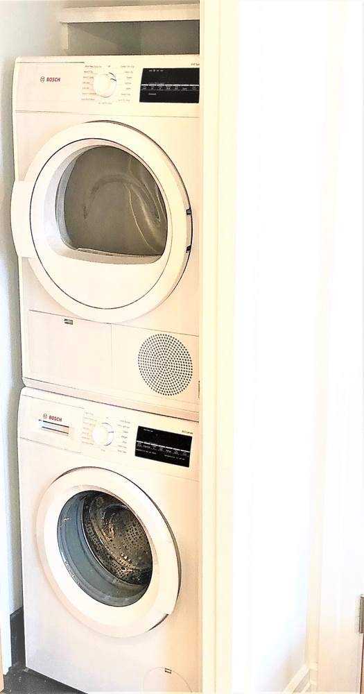 Building Photo - 300 Ashland Pl