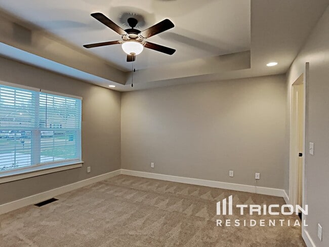 Building Photo - 215 Tucker Trice Blvd
