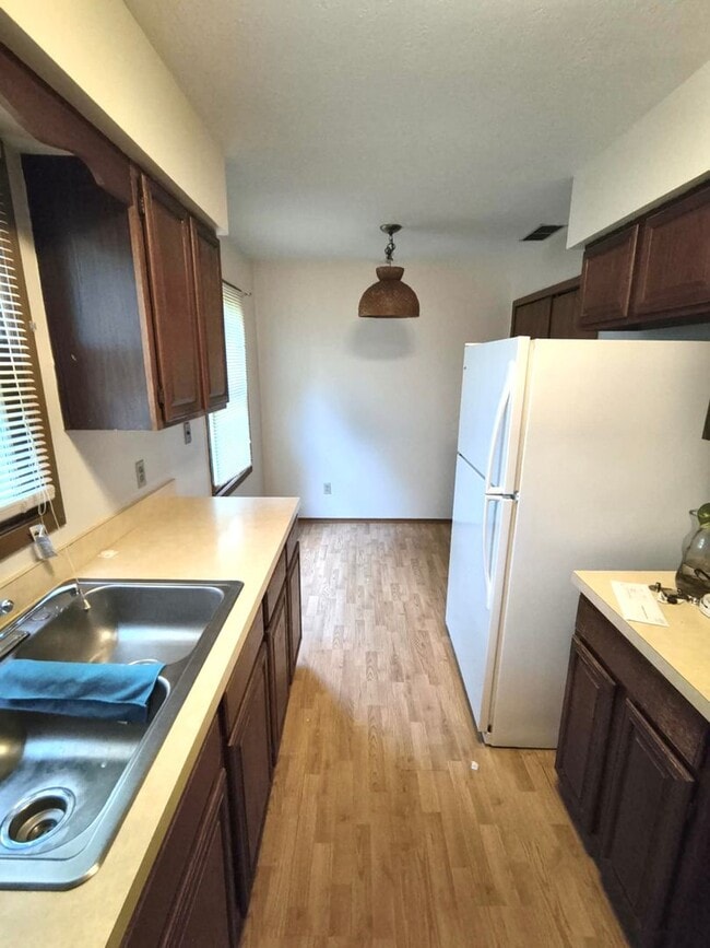 Building Photo - 4208 Foxfire Ct