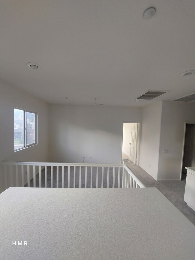 Building Photo - Stunning Two-Story Home with 4 Bedrooms an...