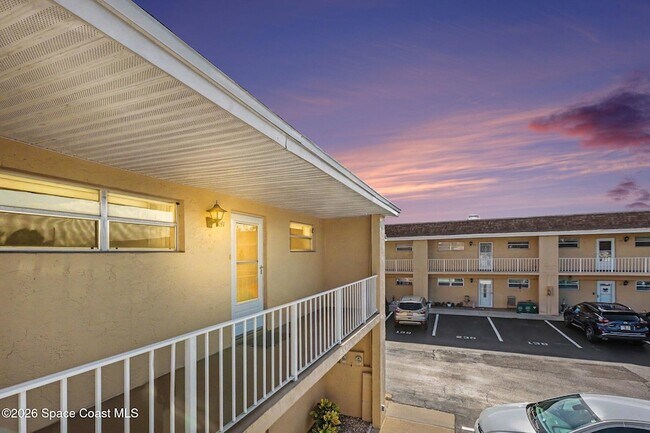 Building Photo - 2135 N Courtenay Pkwy