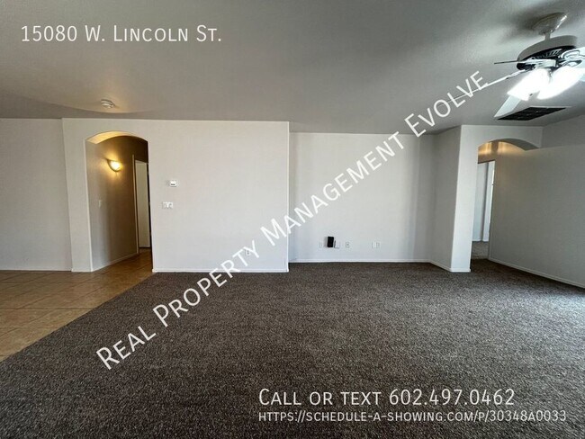 Building Photo - Goodyear Home With Lots of Amenities!!