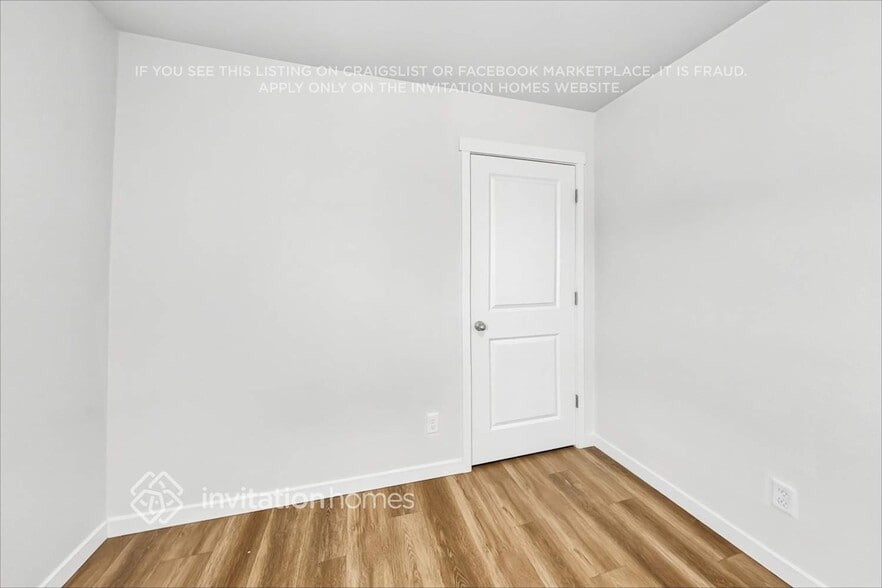 Building Photo - 257 S Uriah St