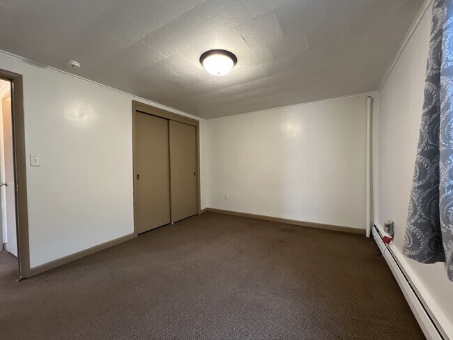 Building Photo - 1245 High Bluff St