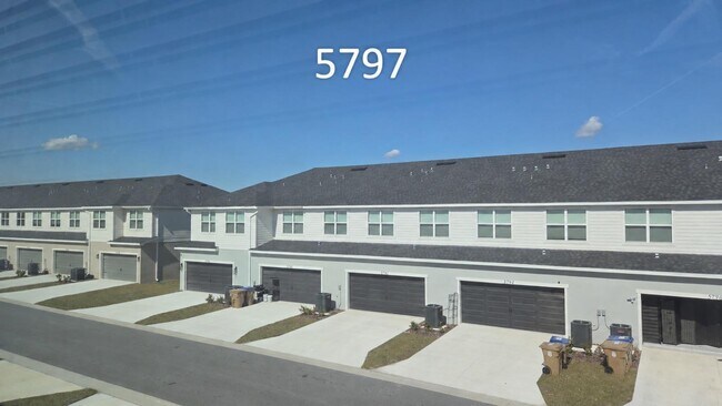 Building Photo - 5797 Freshwater Cyn Dr