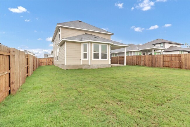 Building Photo - 135 Lyndon Dr