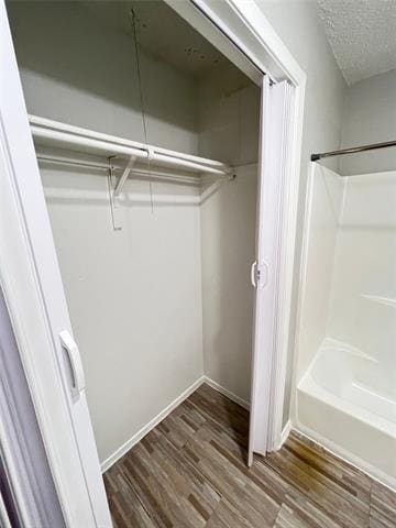 Building Photo - 9696 Walnut St