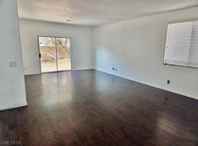 Building Photo - 8971 Lily Touchstone Ct