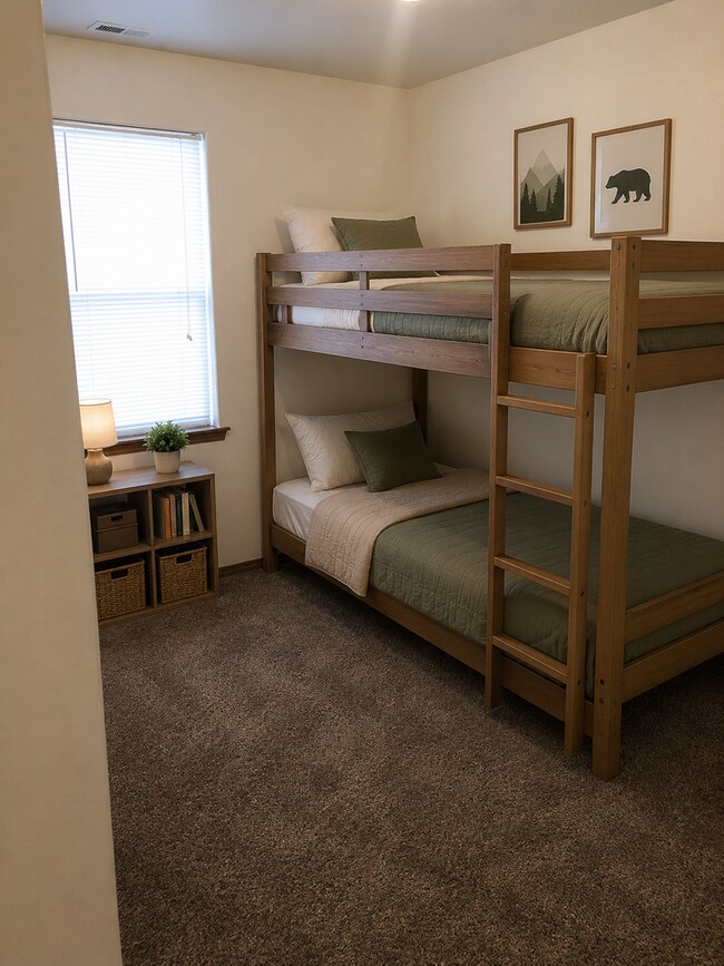Building Photo - 10 S Quay St