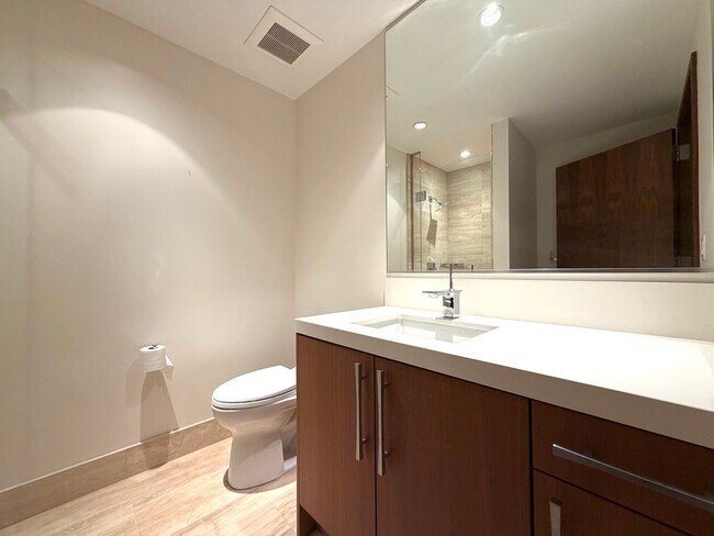 Building Photo - PARTIALLY FURNISHED, 3 BEDROOM, 3 BATHROOM, 2 PARKING (ONE ALA MOANA)