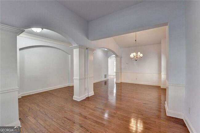 Building Photo - 2104 Nelms Pointe Landing