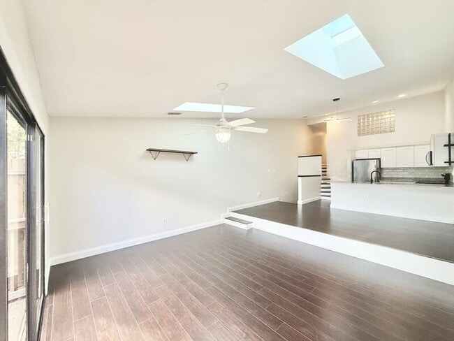 Building Photo - 6388 93rd Ter