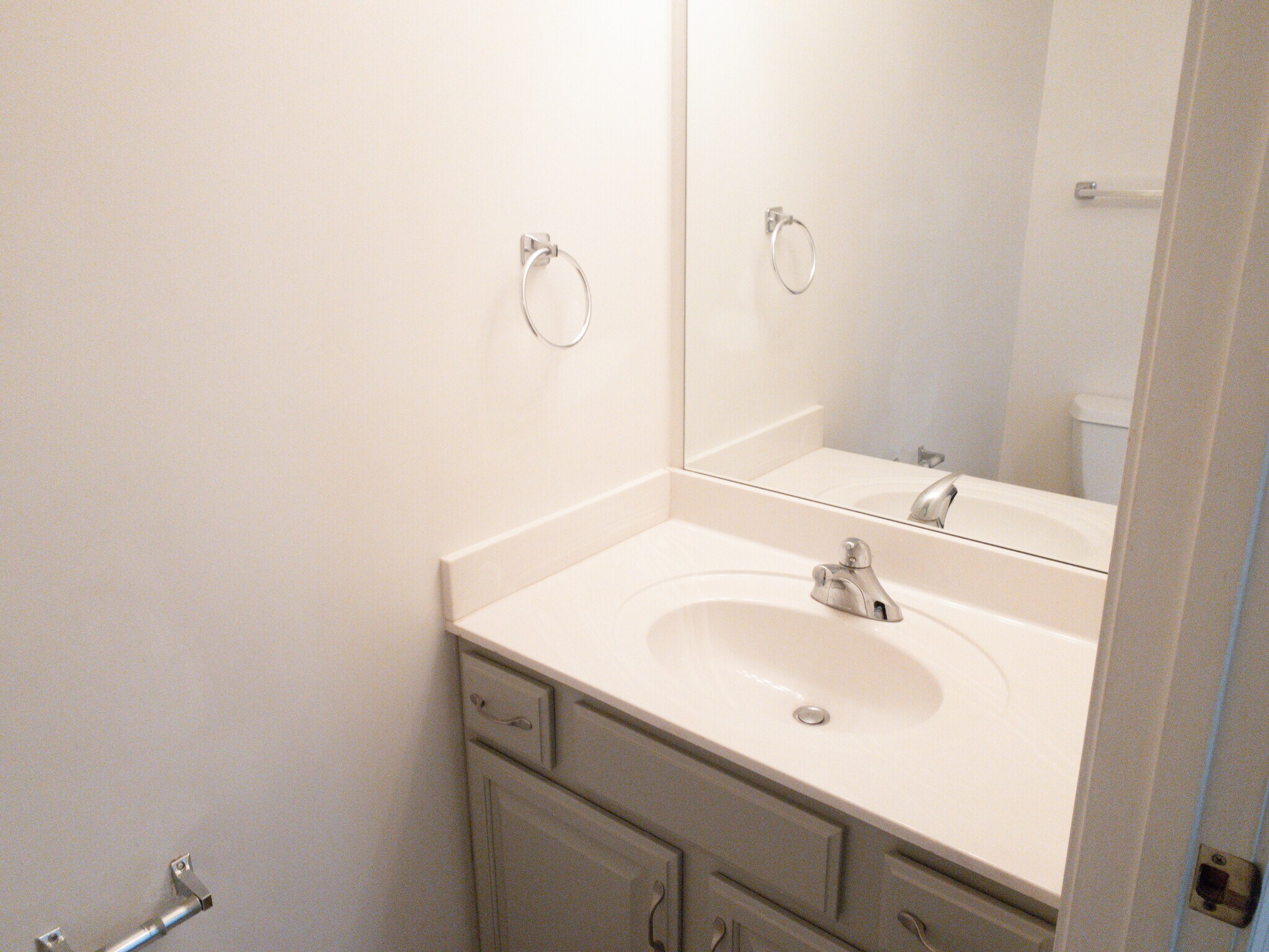 Building Photo - 152 Gray Station Rd