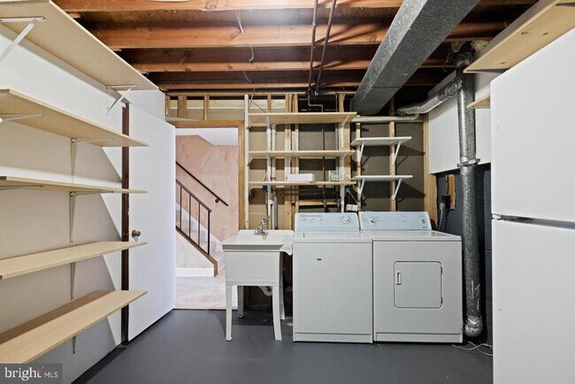 Building Photo - 7442 Adams Park Ct