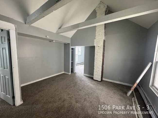 Building Photo - 1506 Park Ave