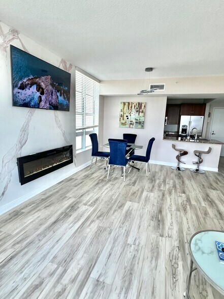 Building Photo - 350 N Federal Hwy