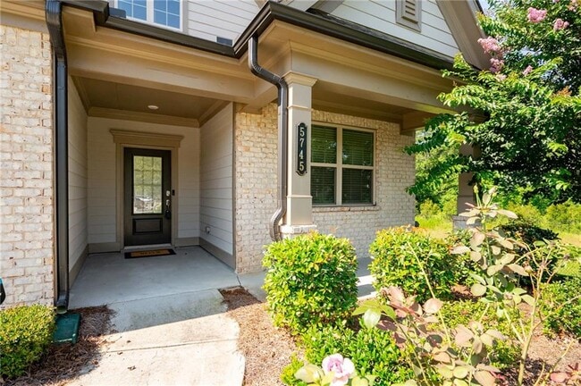 Building Photo - 5745 Pickens Garden Ln