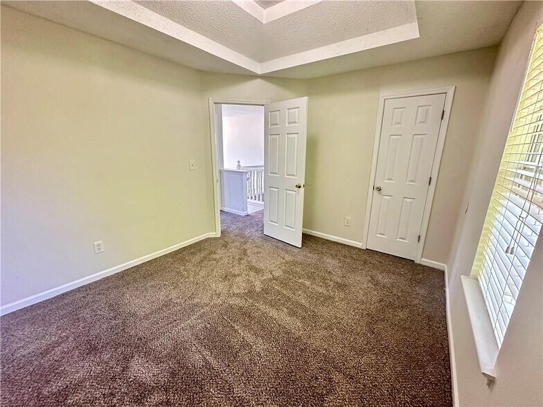 Building Photo - 3635 Spring Mesa Dr SW