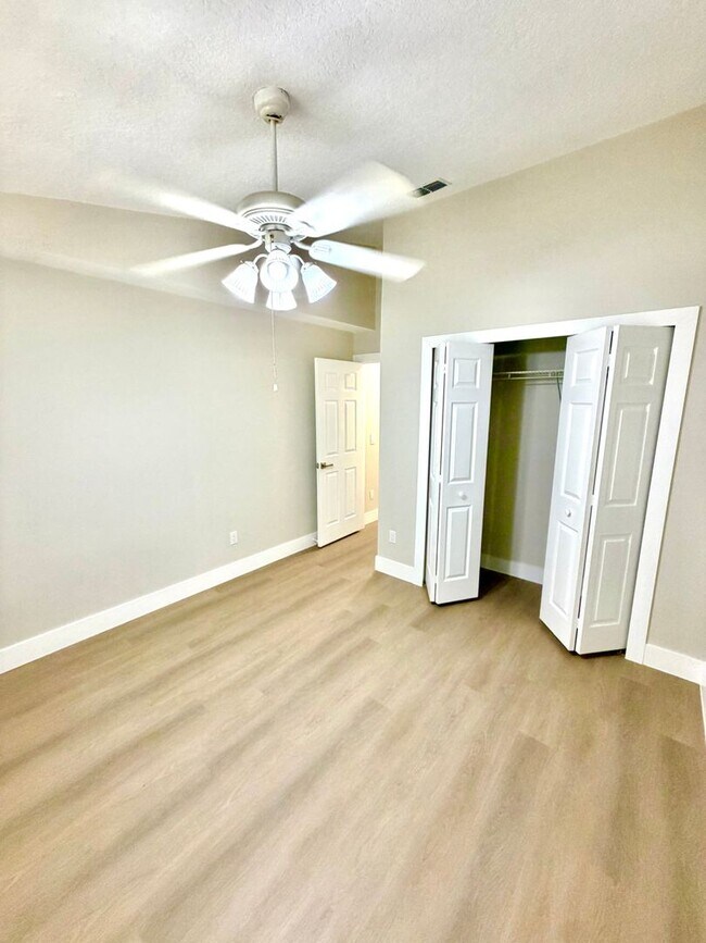 Building Photo - Winter Park 3/2 - GREAT CONDITION