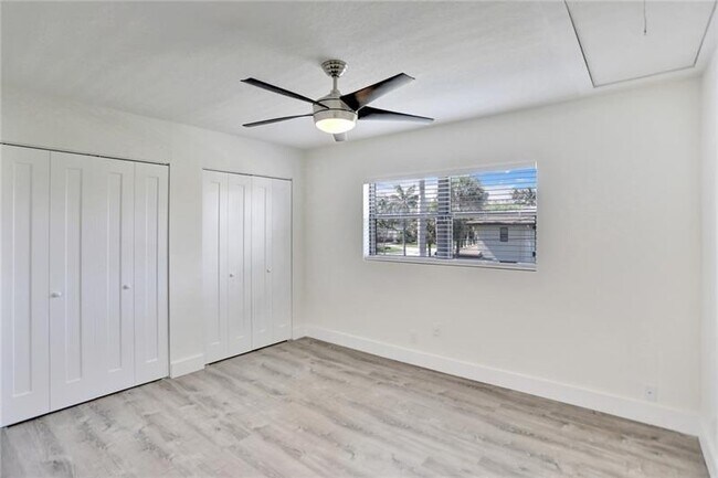 Building Photo - 4300 S Ocean Blvd