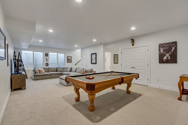 Building Photo - Modern Home in Heber – Available Now!