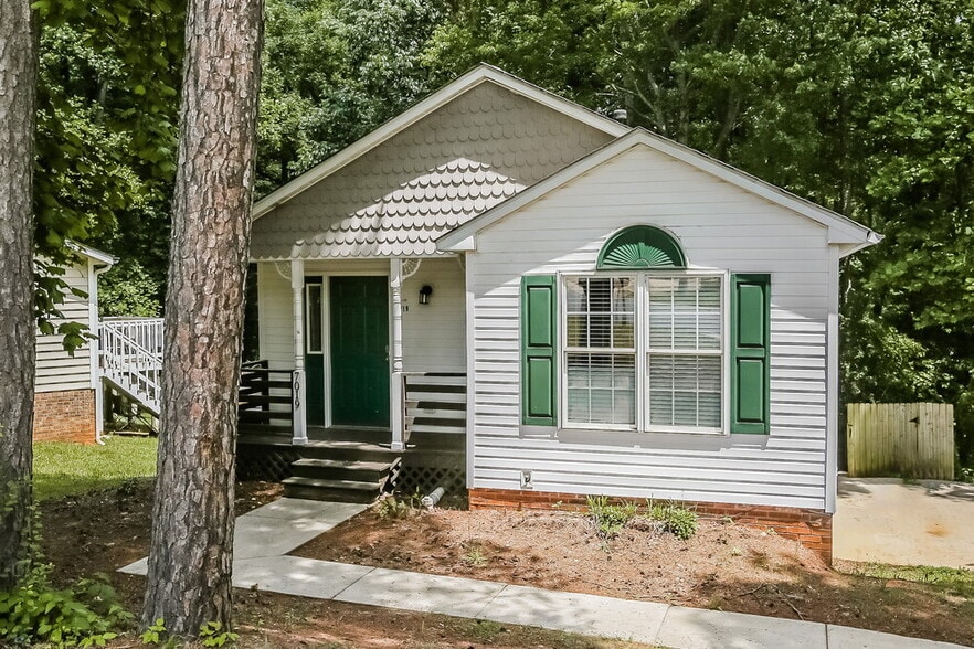 Building Photo - 7019 Idlewild Brook Ln