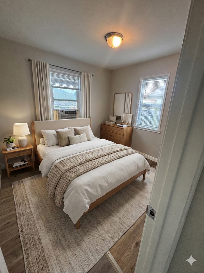 Building Photo - 365 N Phillips St