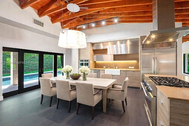 Building Photo - 40 S Prospect Dr