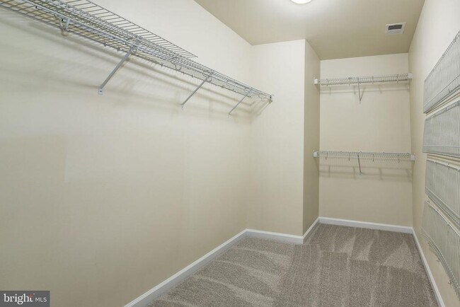 Building Photo - 15205 N Berwick Ln