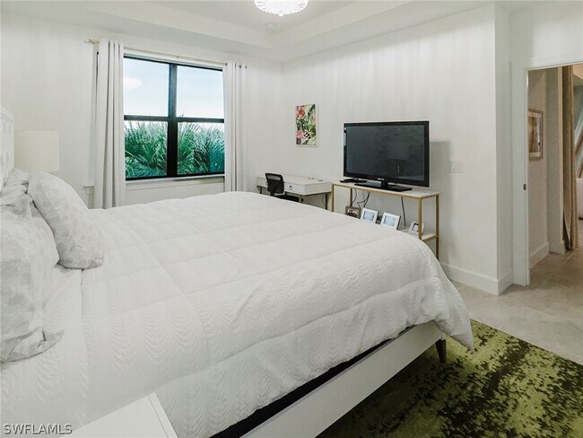 Building Photo - 5690 Mayflower Way