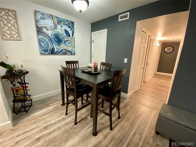 Building Photo - 8555 Fairmount Dr