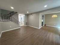 Building Photo - 79 Greenbrook Dr