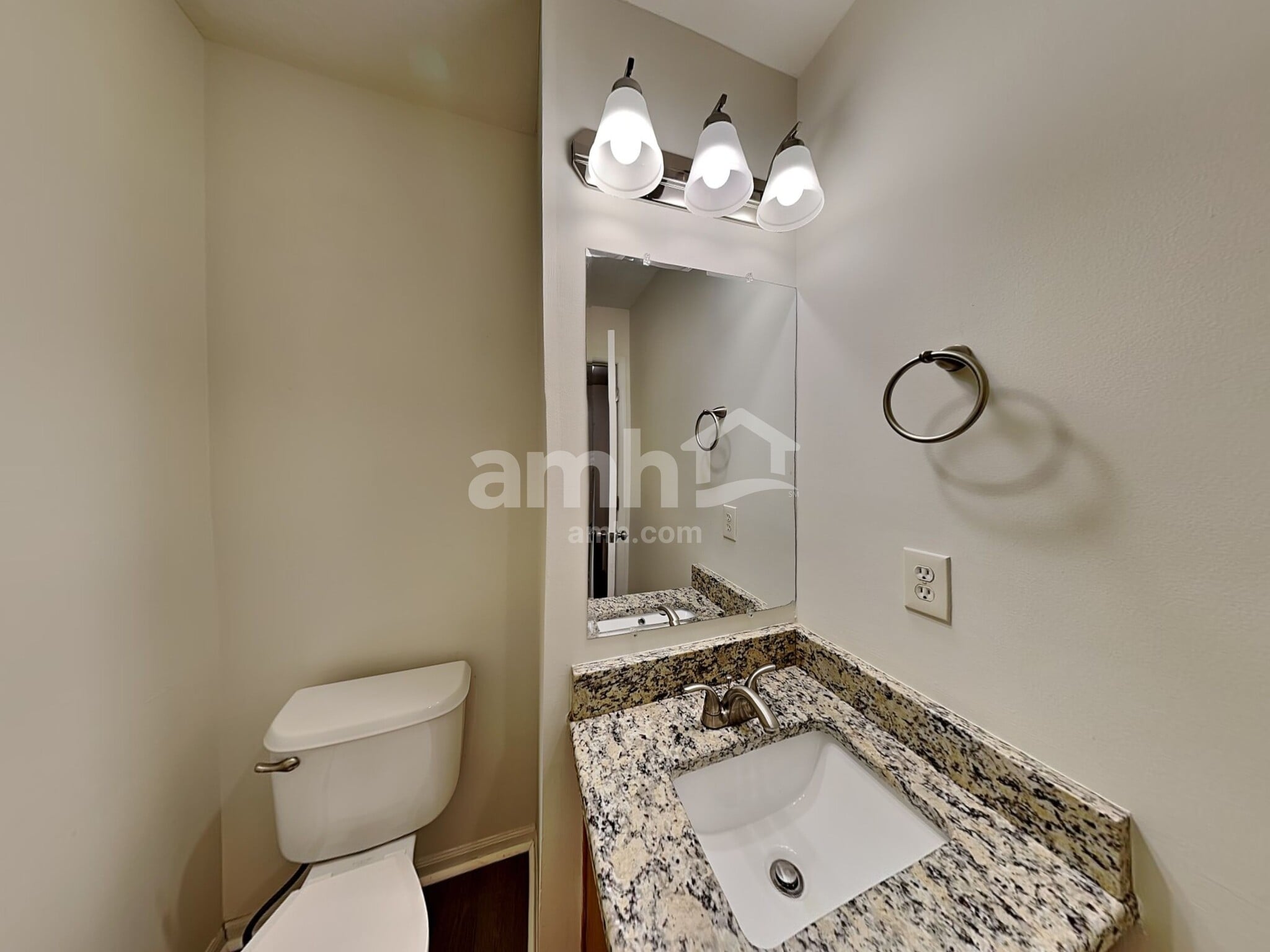 Building Photo - 403 Hobart St