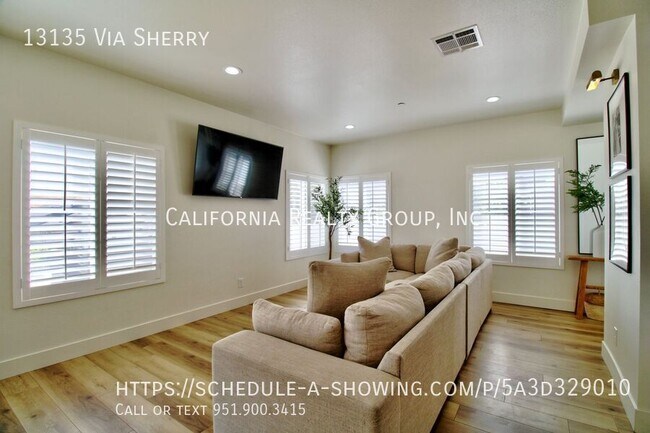 Building Photo - 13135 Via Sherry