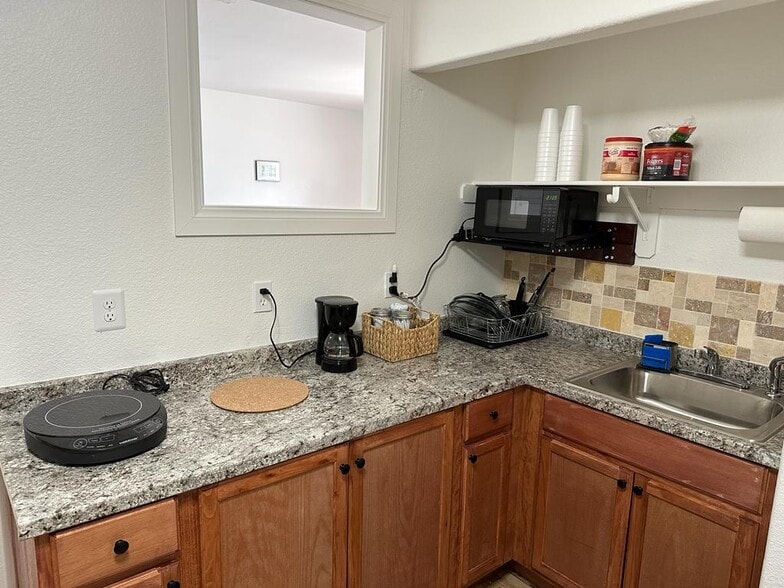 Building Photo - 2714 Briarcliff Ave