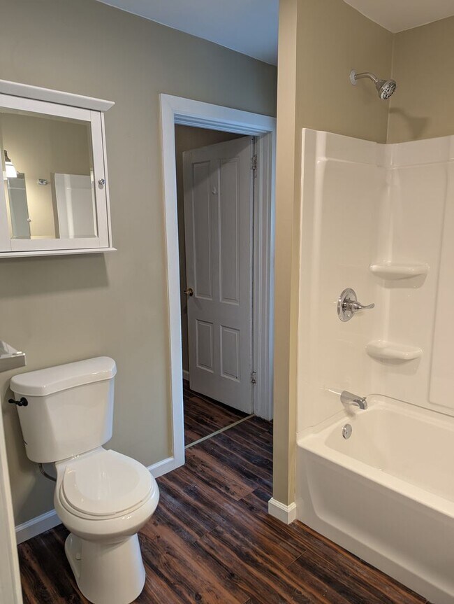 Building Photo - 626 Washington St