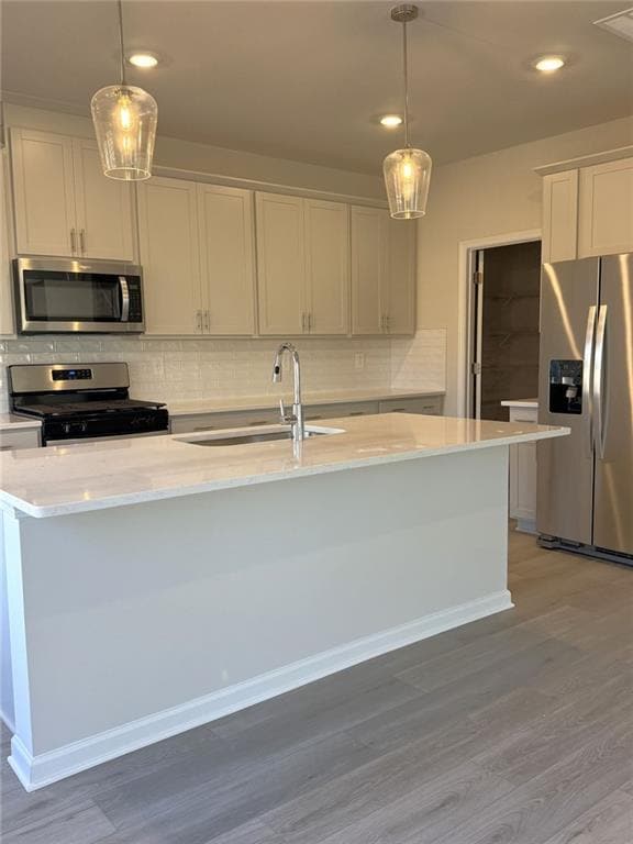 Building Photo - 287 Sequoia Ln