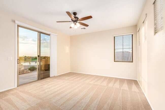 Building Photo - Gorgeous Golf Course Views in Gilbert, AZ!