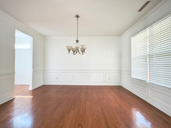 Building Photo - 6300 Falcon Knoll Cir