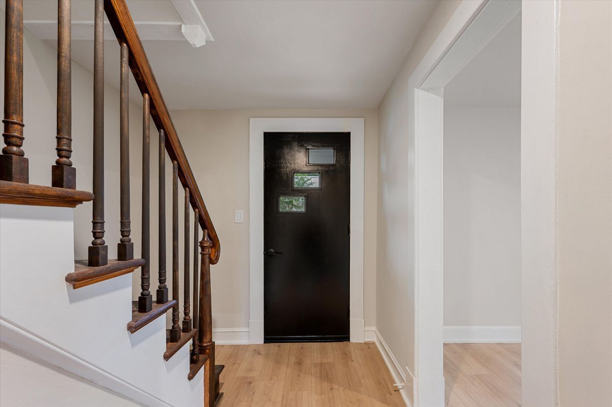 Building Photo - 553 Highland Ave