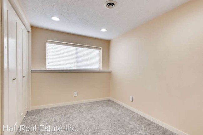 Building Photo - 3 br, 2 bath House - 1625 Cloverleaf Rd.